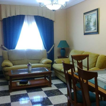 Apartamento Turistico Antigua Universidad Almagro Esterno foto