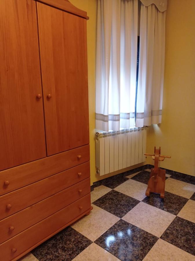 Apartamento Turistico Antigua Universidad Almagro Esterno foto