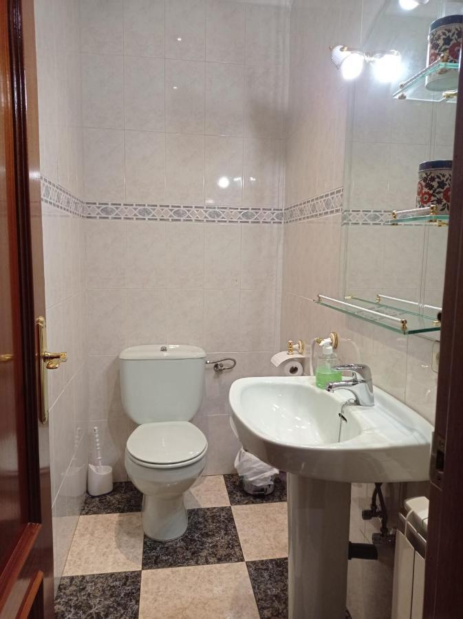 Apartamento Turistico Antigua Universidad Almagro Esterno foto