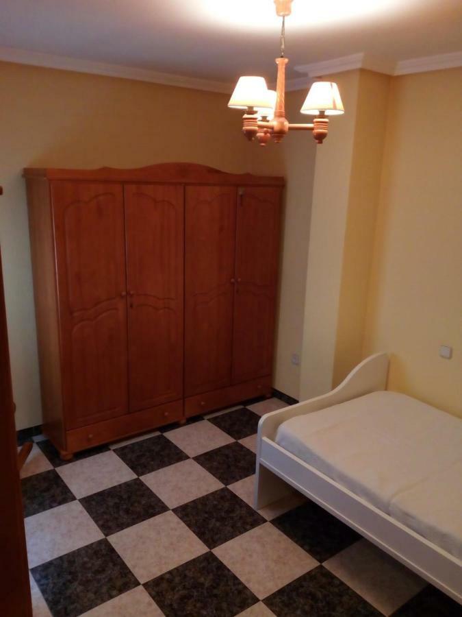 Apartamento Turistico Antigua Universidad Almagro Esterno foto